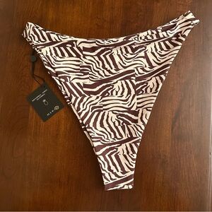 Skatie. Kelly bottom in Marrakech. Size XL. NWT.